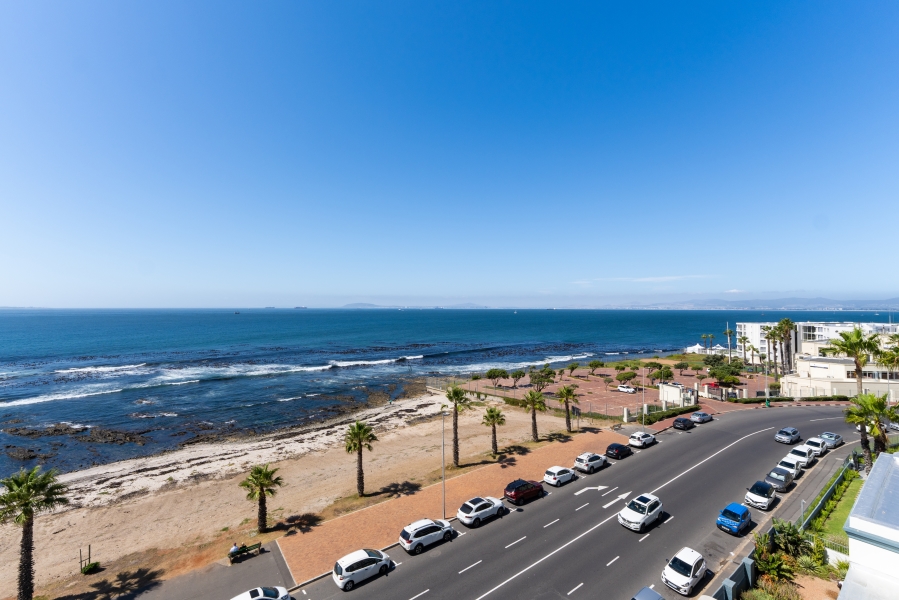 3 Bedroom Property for Sale in Mouille Point Western Cape